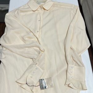 Vintage Woman’s Burberrys Blouse Size 8